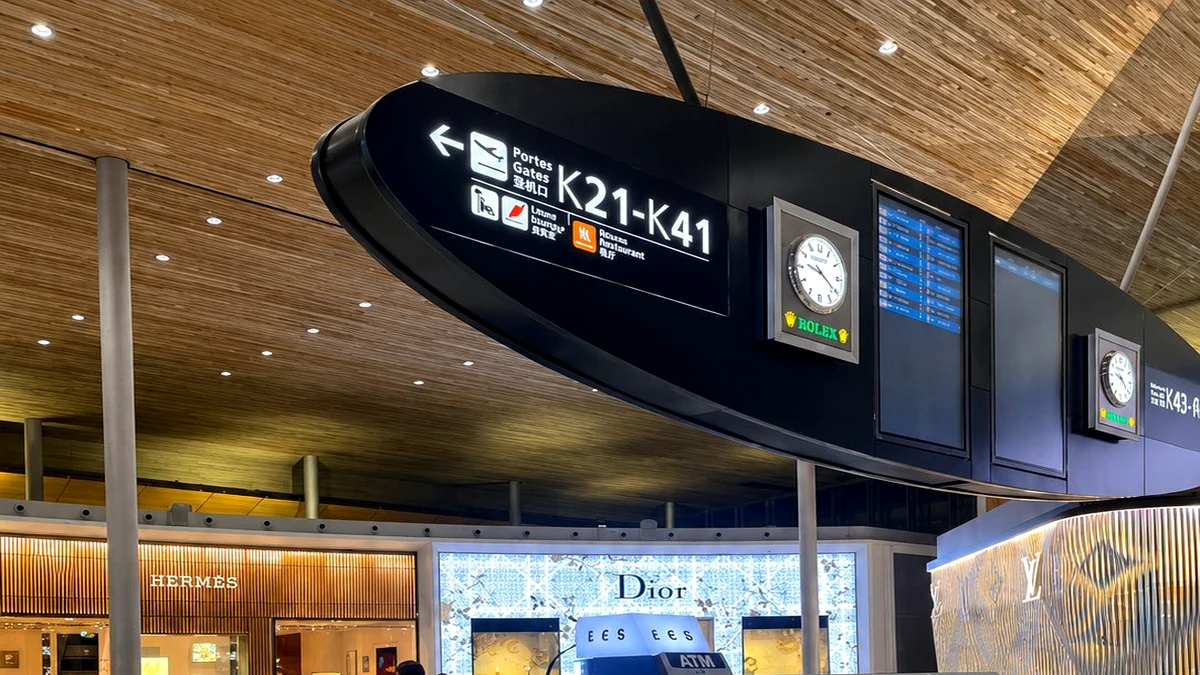 Terminal 2E CDG signage K21-K41, current naming before March 2027 renumbering
